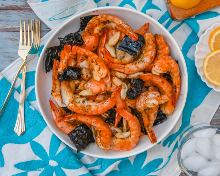 Mexican garlic shrimp Mexican garlic butter shrimp Mexican garlic shrimp recipe Camarones al ajillo Camarones al mojo de ajo Camarones al mojo de ajo garlic shrimp