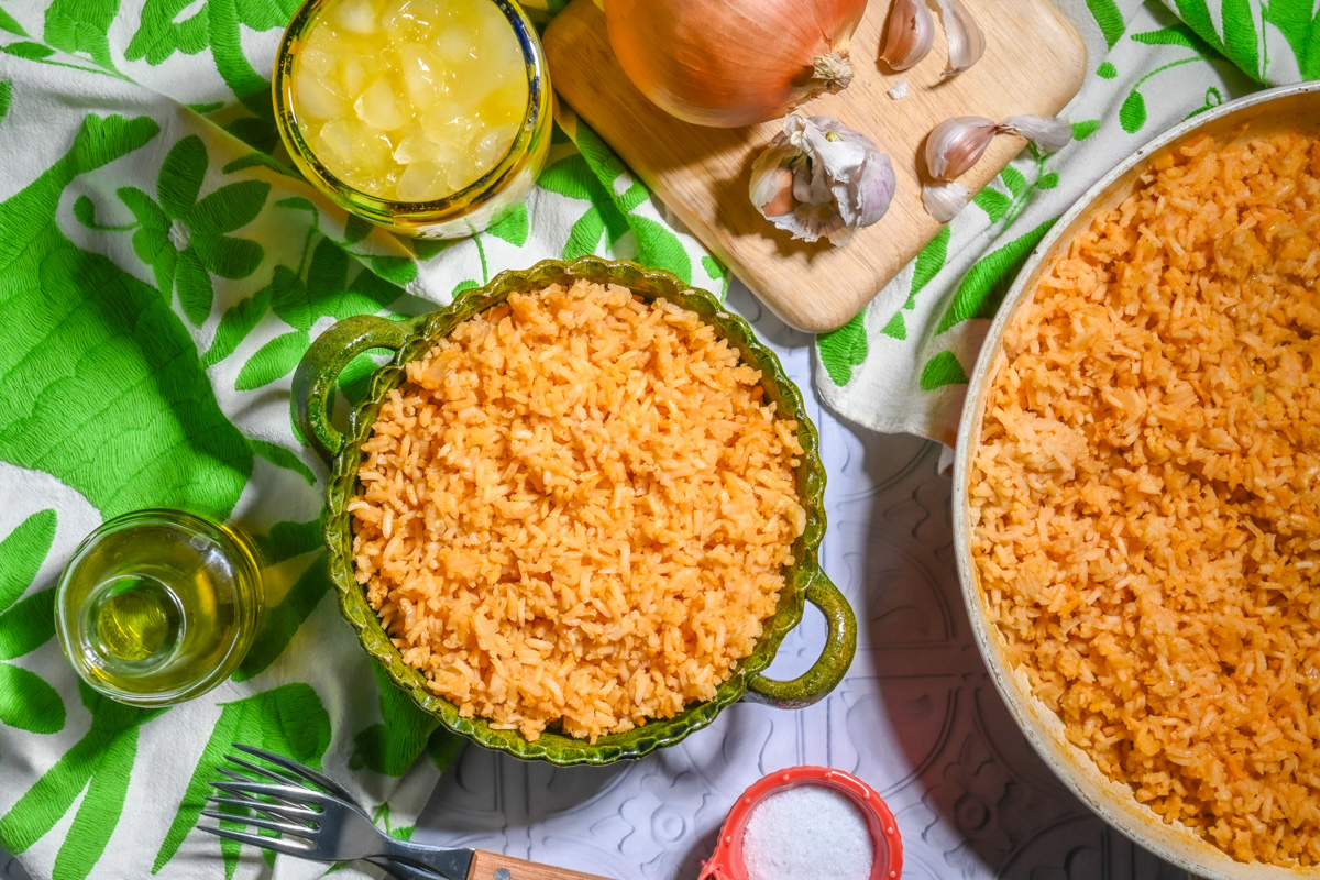 How to Make Arroz Rojo (Red Mexican Rice)