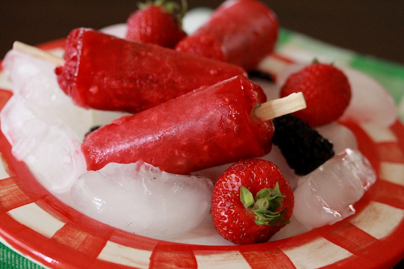 Triple Berry Fruit Paletas (Popsicles) | Paletas de Tres Moras