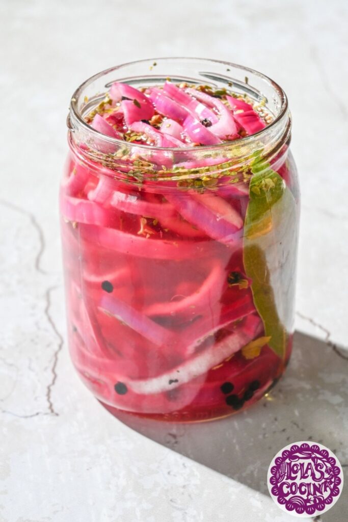 Cebollas encurtidas Cebolla morada curtida Cebolla curtida Cebolla morada Cebolla en escabeche Cebollas en escabeche Pickled red onions Pickled onions Pickled onions recipe Mexican pickled red onions Mexican pickled onions