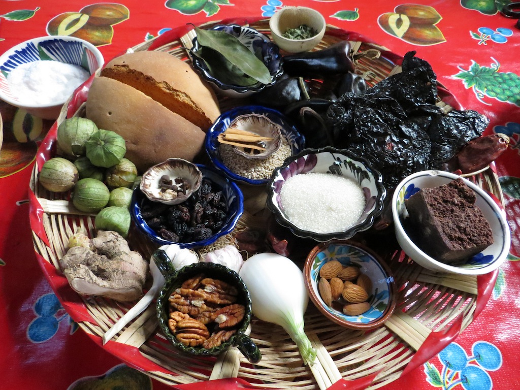 mole negro de oaxaca