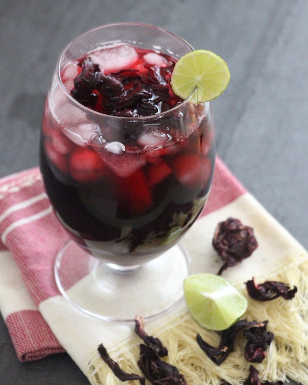 agua-de-jamaica-hibiscus-tea