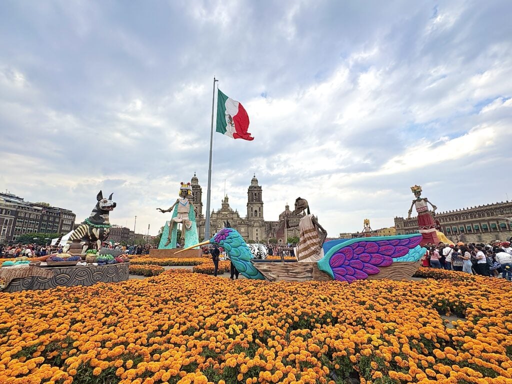 Altar de muertos Altar ideas Altares de muertos creativos Altar en casa Altar inspiration Day of the Dead Day of the Dead altar Day of the Dead decorations Day of the dead decor Dia de los muertos Dia de muertos Dia de muertos mexico Dia de muertos altar ideas Dia de los muertos ofrenda Dia de muertos decoracion Dia de los muertos altar