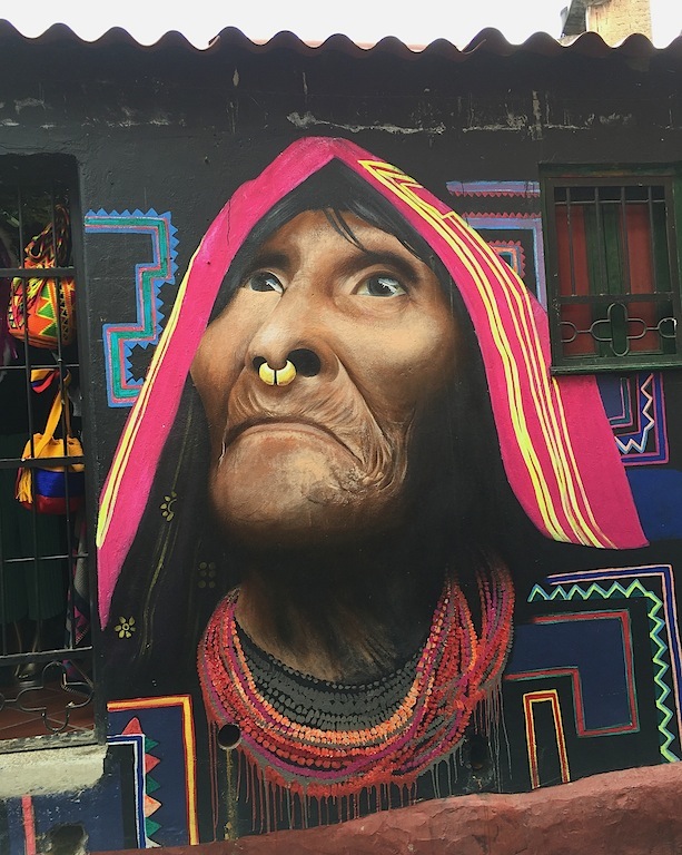 Gauche Street Art Bogota