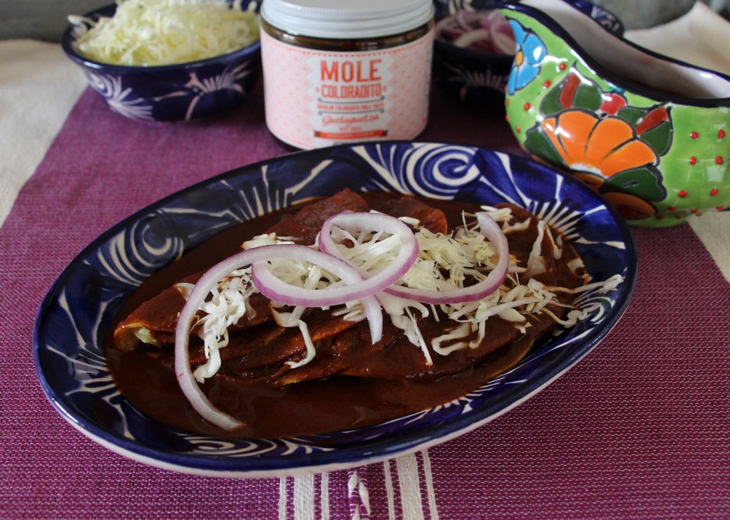 Enmoladas con Papa | Mole Enchiladas with Potato