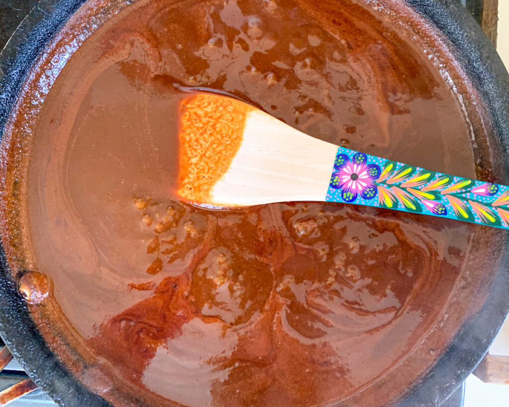 asy Enmoladas de Pollo (Mole Enchiladas)