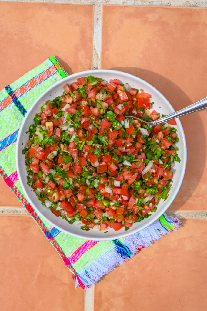 Salsa bandera Pico de galo Pico de galo Mexican salsa recipe Mexican salsa Mexican salsa recipes authentic