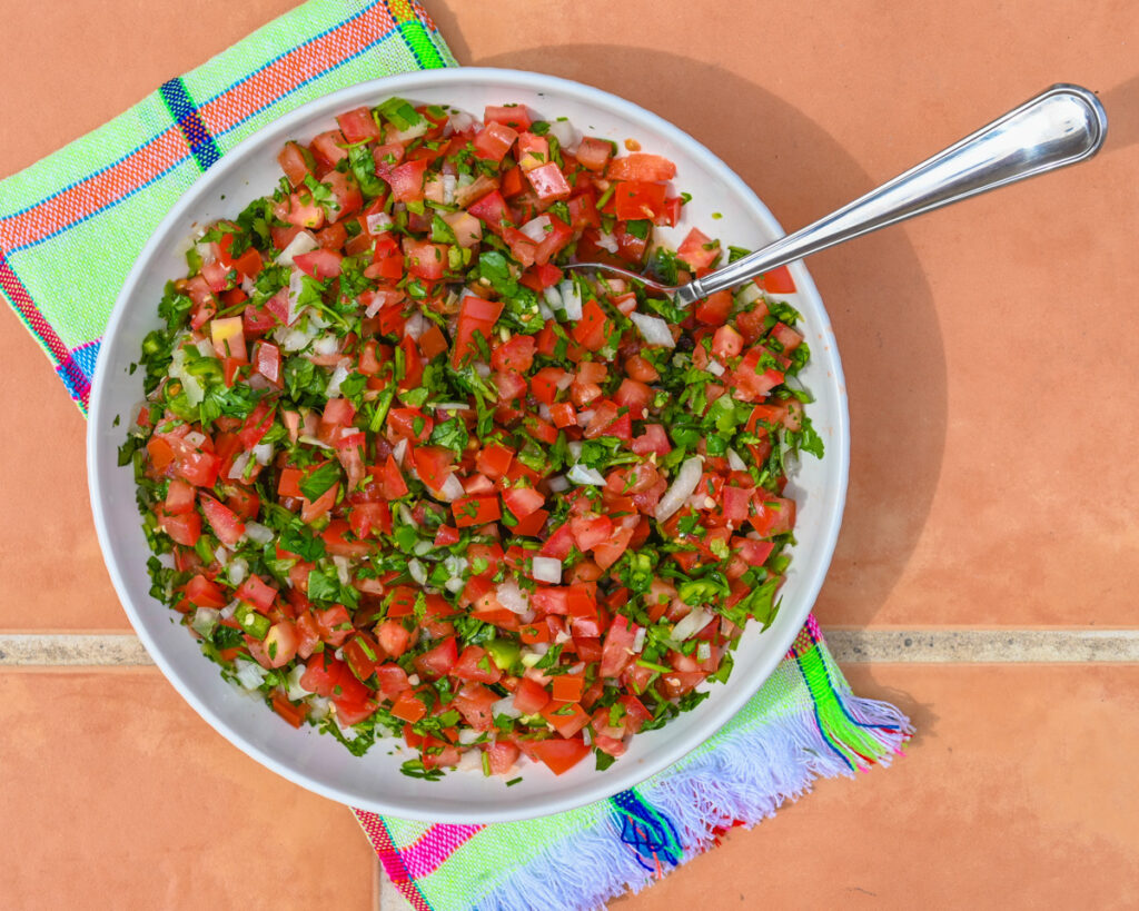 Salsa bandera Pico de galo Pico de galo Mexican salsa recipe Mexican salsa Mexican salsa recipes authentic