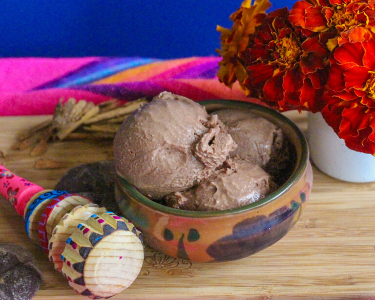 Helado de chocolate Mexican chocolate ice cream Mexican chocolate ice cream recipe Mexican chocolate desserts