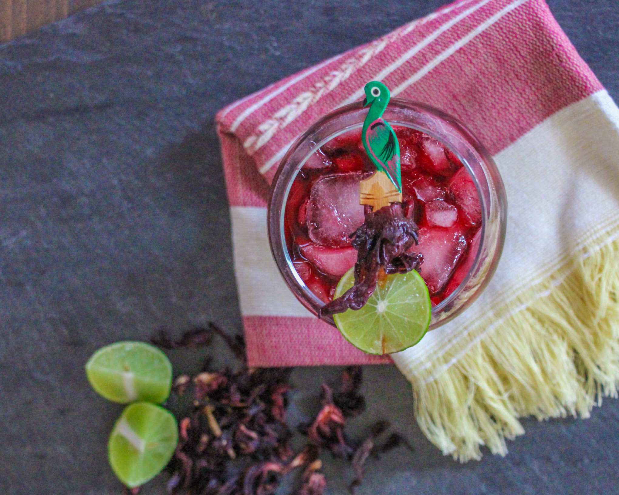 Hibiscus Limeade | Agua de Jamaica y Limón