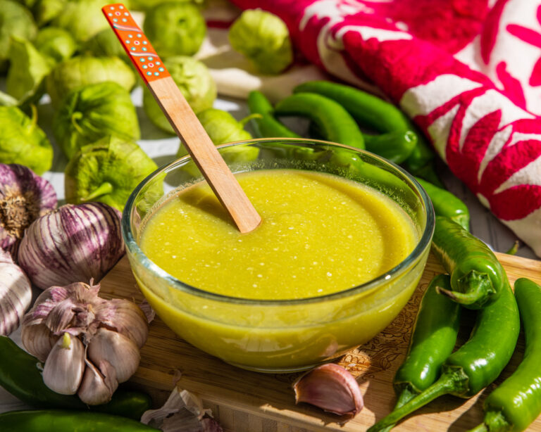 Salsa verde recipe Salsa verde sauce Salsa verde Salsa verde de tomatillo Salsa verde de jalape&ntilde;o Green salsa Green salsa recipe Green salsa verde recipe Mexican Green salsa recipe tomatillos Salsa de tomatillo