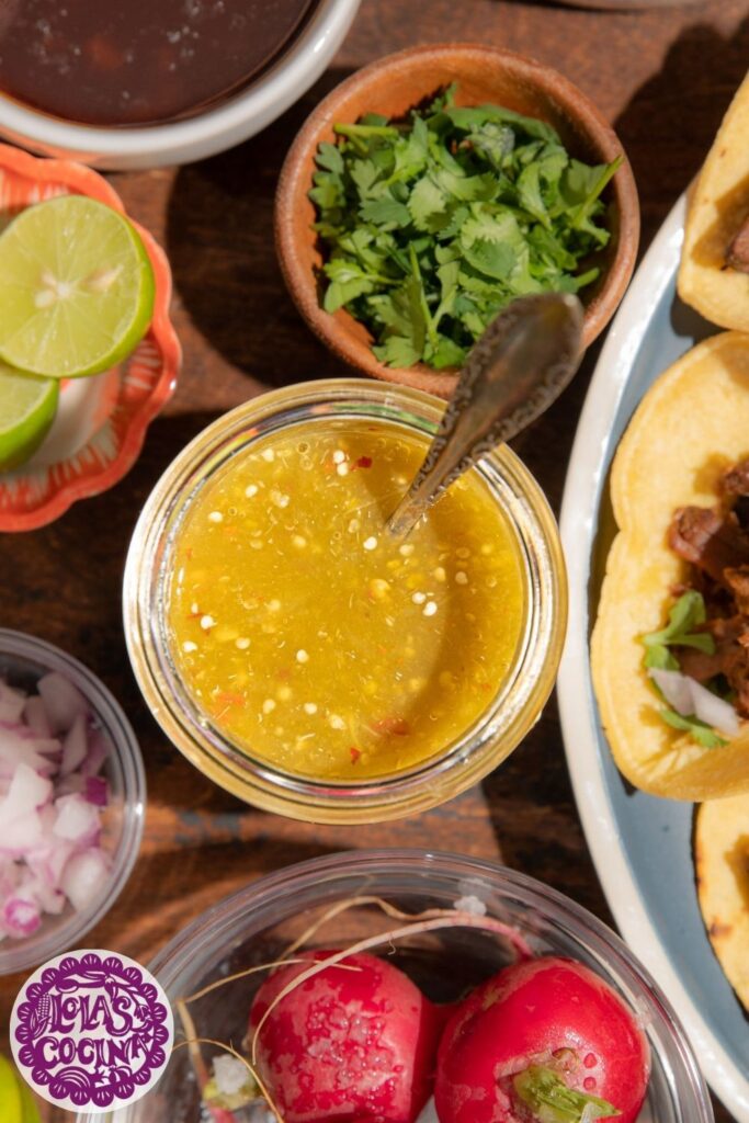 Tangy salsa recipe Tangy salsa verde Salsa Tangy Green chile de arbol salsa Green salsa recipe Green salsa verde recipe Green salsa verde recipe Spicy salsa verde recipe Spicy salsa verde