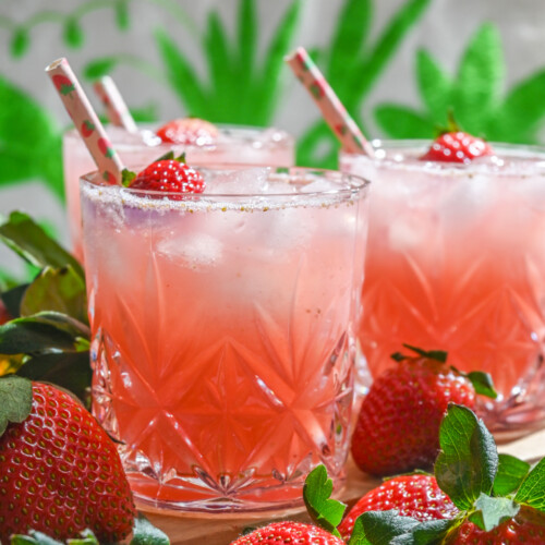 Strawberry Agua Fresca (Agua de Fresa)