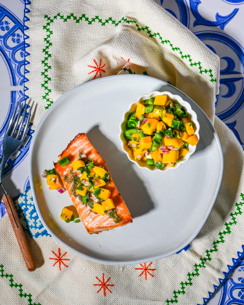 Salmón con miel Salmon con mango Salmon with mango salsa Honey dill salmon