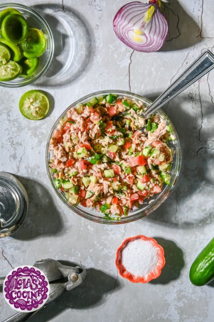 Ceviche de atun Tuna ceviche Tuna ceviche recipe Canned tuna ceviche